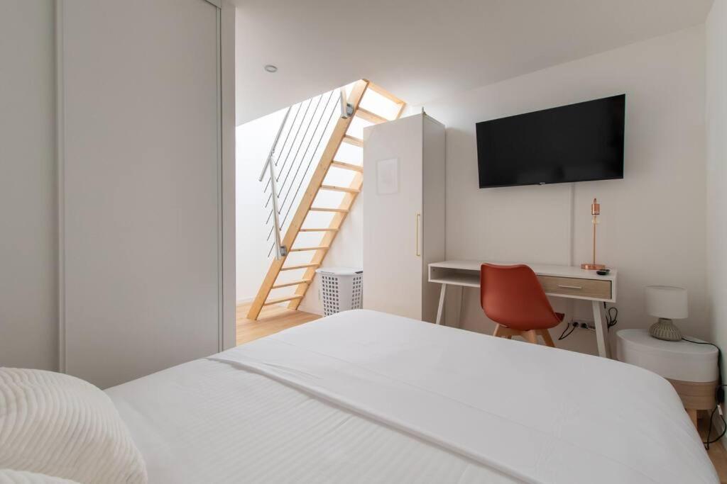 Confort Climatise Et Suite Privee En Sousplex Montpellier Exterior photo